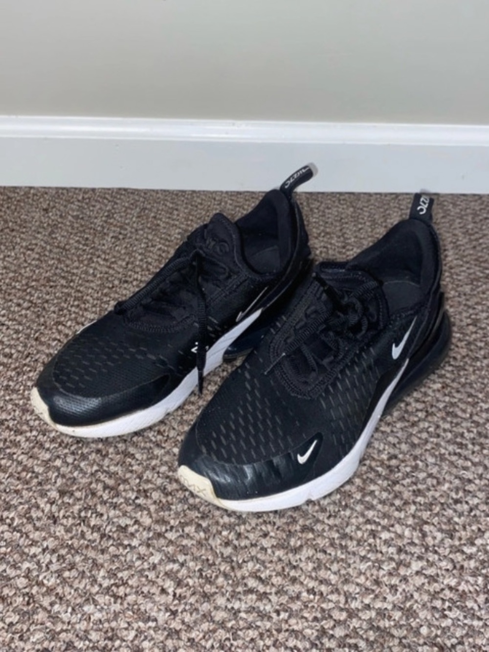 Kids Nike Air Max 270 Black and White Sneakers